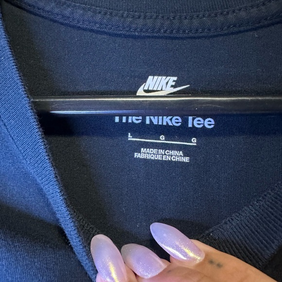 Nike Athletics 1972 Short-Sleeve Graphic Tee with Orange 'Nike Athletics' Back - Picture 7 of 8